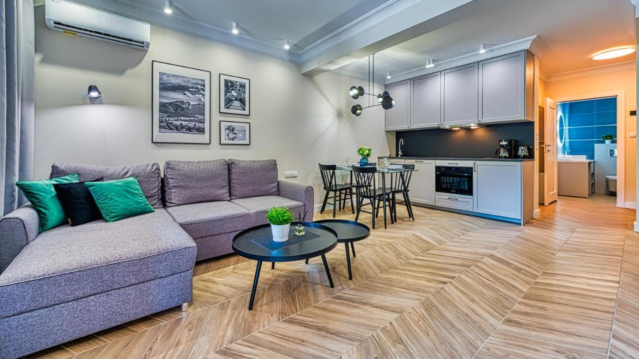 Apartamenty Centrum - Wyszynskiego 9 By Royal Aparts Świeradów-Zdrój Dış mekan fotoğraf
