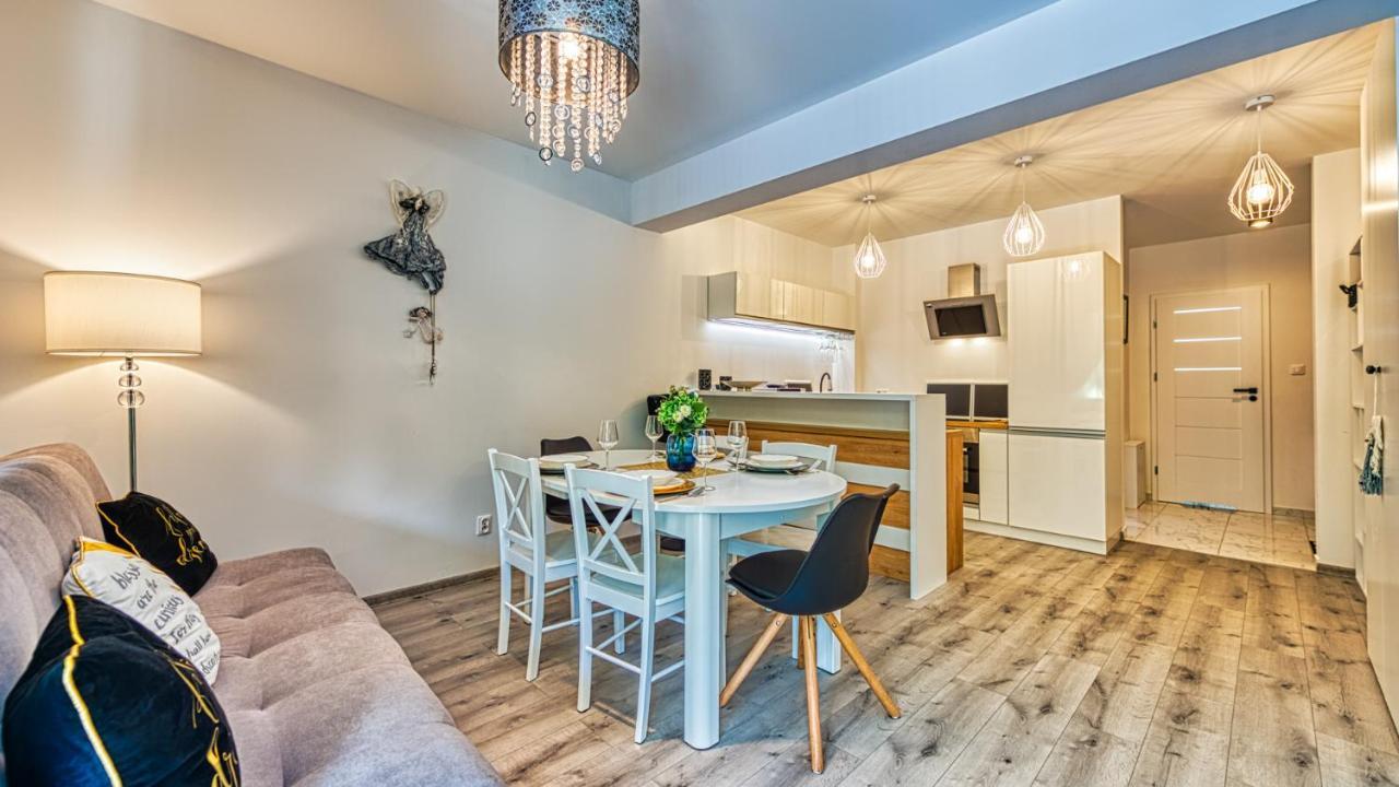 Apartamenty Centrum - Wyszynskiego 9 By Royal Aparts Świeradów-Zdrój Dış mekan fotoğraf